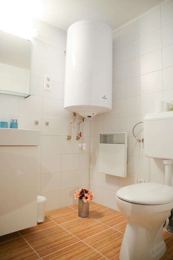 Macskako Apartman Eger Esterno foto