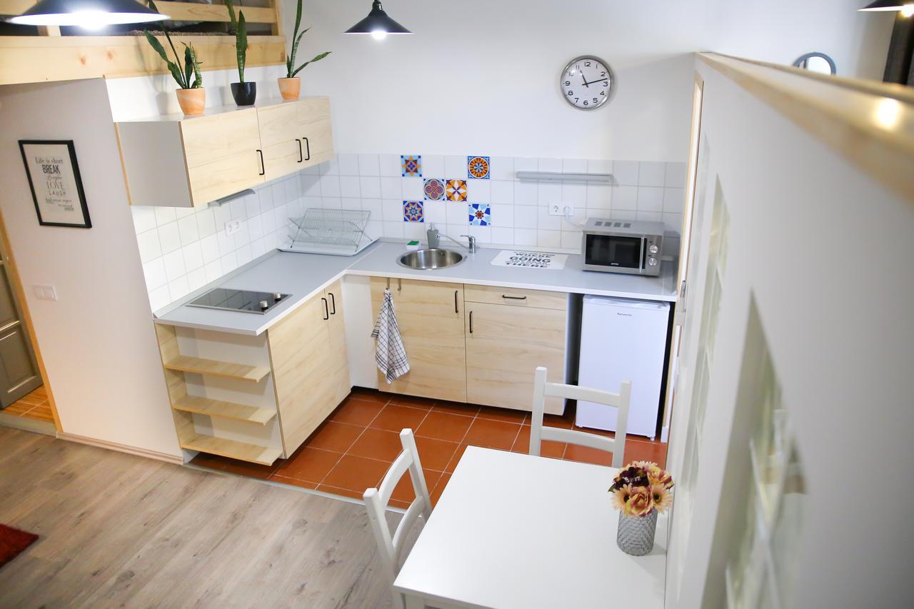 Macskako Apartman Eger Esterno foto